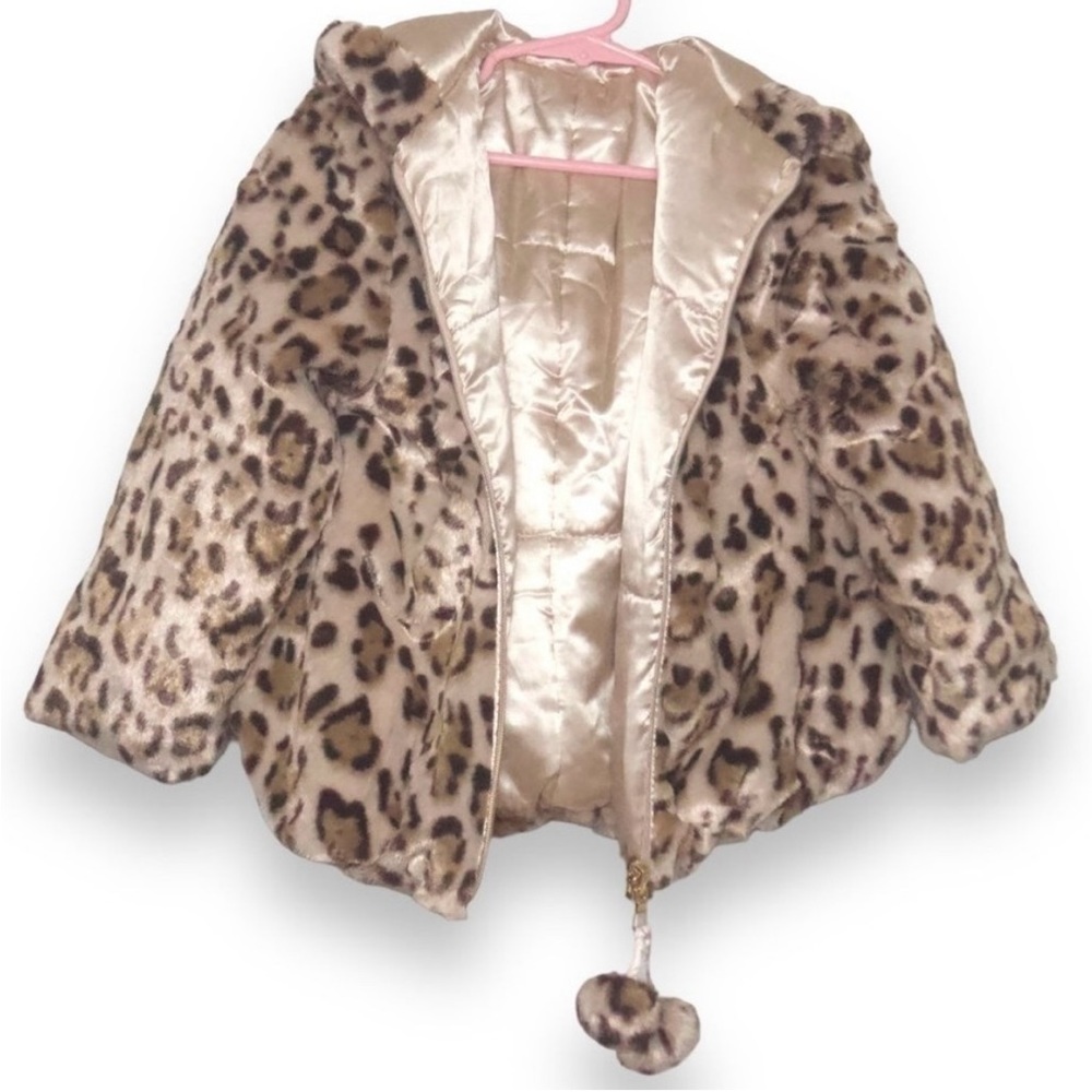 Pistachio Reversible Animal print Faux Fur-coat with Hood